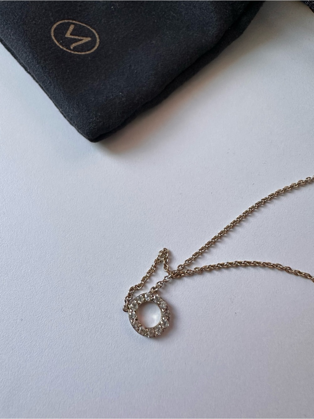 Mejuri 18k Gold Pavé Halo Circle Necklace with Chain - Picture 4 of 8